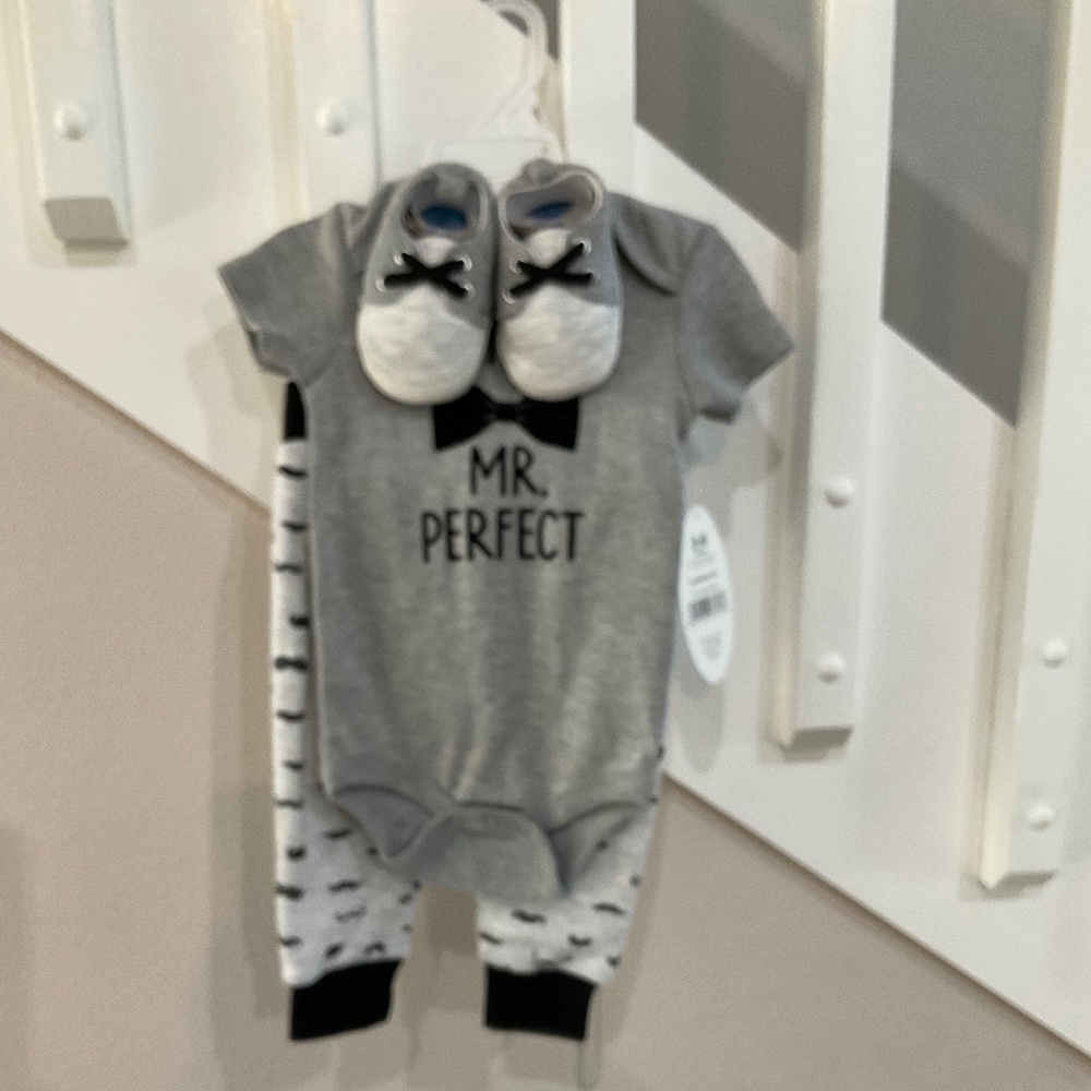 Set baby clothes by bon Bebe